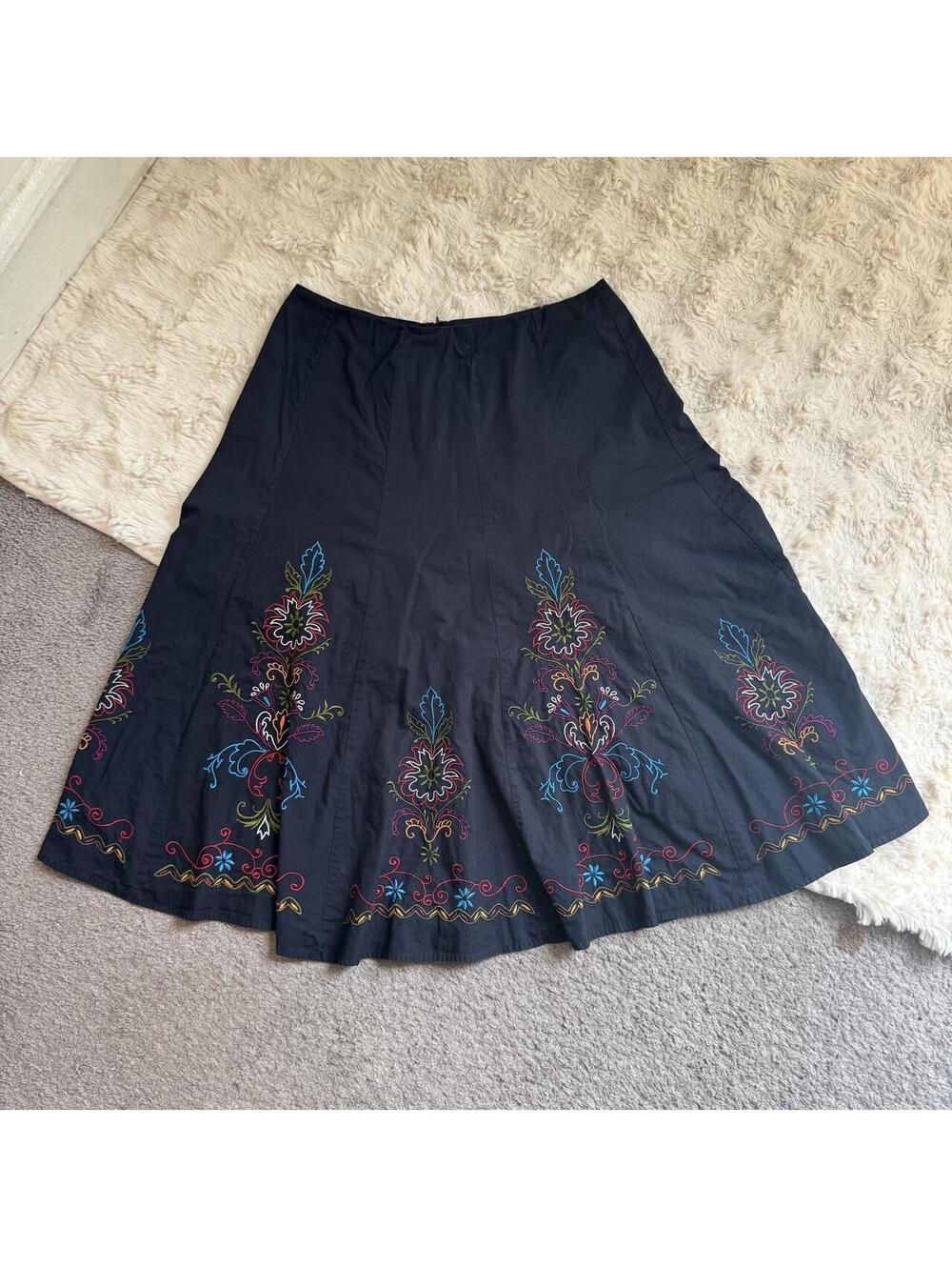 Y2K Allison Taylor Whimsigoth boho Floral Embroidered black Midi Skirt Size 10